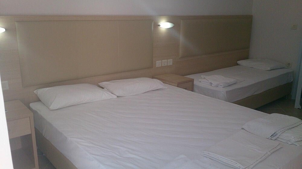 Зображення Naxos Sun Studios 3*